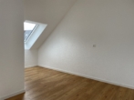 Küchenbereich - Charmante Dachgeschosswohnung mit Loggia- 3- Zimmerwohnung in Leverkusen Schlebusch