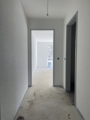 Großzügige Eckwohnung mit Gartenanteil in der TREPTOWER STRAßE, 51375 Leverkusen, Erdgeschosswohnung