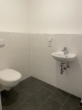 Gäste-WC - im Stadtzentrum! barrierefreie 3-Zimmer-Wohnung mit Sonnenterrasse und Stellplatz