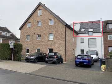 Attraktive 2- Zimmer Dachgeschosswohnung in zentraler Lage von Schlebusch, 51375 Leverkusen, Dachgeschosswohnung