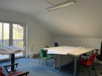 Schlafzimmer mit Zugang Balkon - Moderene Doppelhaushälfte mit Einliegerwohnung im Ortszentrum von Much und Nähe zur Natur