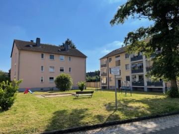 Ihr Einzug in ein neues Zuhause: bezugsfreie 3 Zimmer-Wohnung mit Balkon und PKW-Stellplatz, 51375 Leverkusen, Etagenwohnung