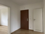 Flur - Ihr Einzug in ein neues Zuhause: bezugsfreie 3 Zimmer-Wohnung mit Balkon und PKW-Stellplatz