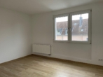 Kinderzimmer oder Büro - Ihr Einzug in ein neues Zuhause: bezugsfreie 3 Zimmer-Wohnung mit Balkon und PKW-Stellplatz