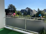 Balkon mit Südwest Ausrichtung - Ihr Einzug in ein neues Zuhause: bezugsfreie 3 Zimmer-Wohnung mit Balkon und PKW-Stellplatz