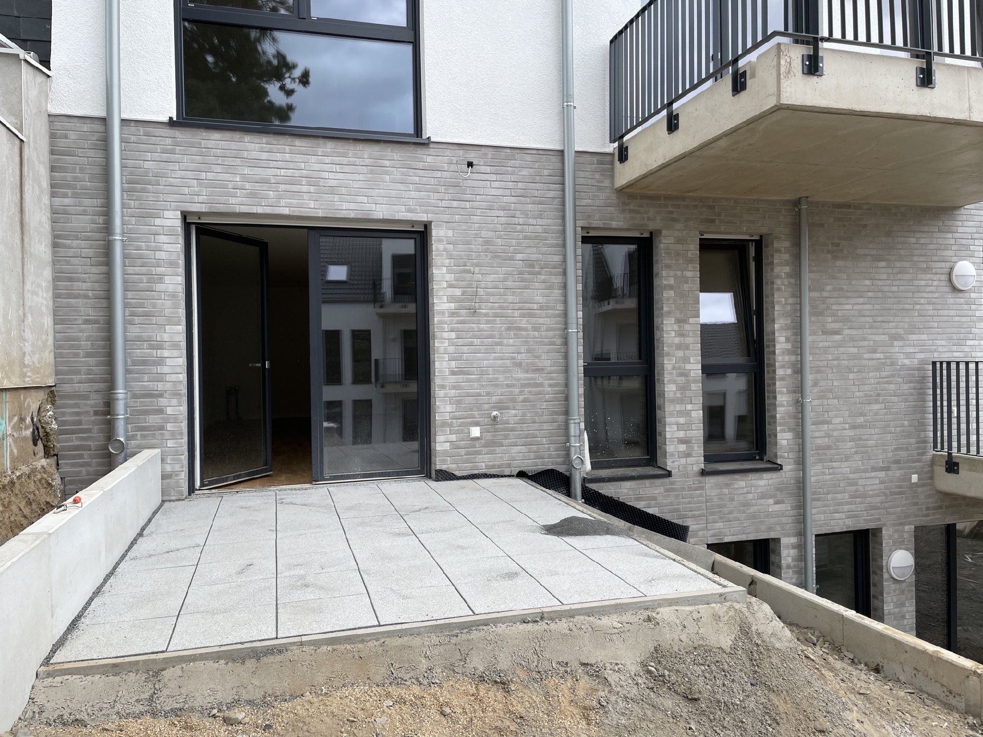 Terrasse mit Garten