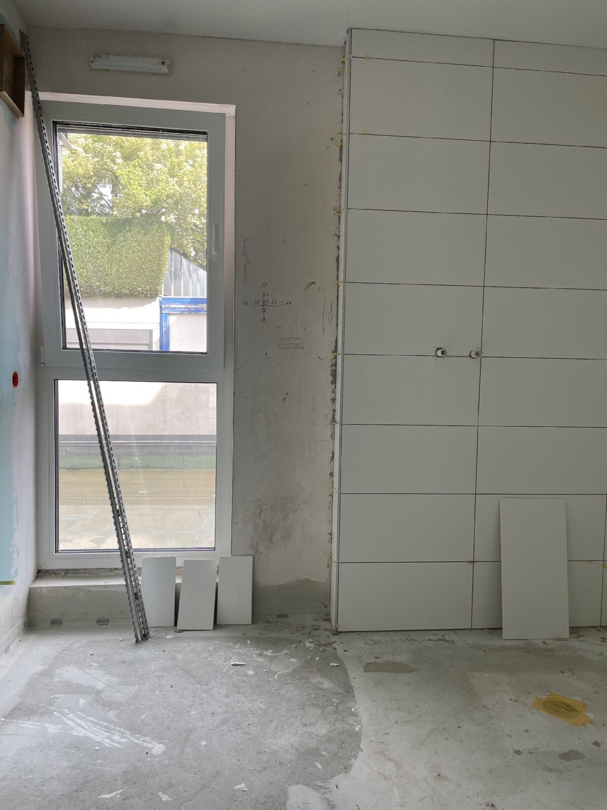 Badezimmer mit Fenster