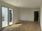 Wohnen - alle unter einem Dach: 4 Zimmer-Neubauwohnung mit 2 Bädern und Dachterrasse